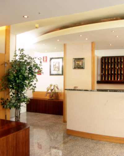 http://www.hotelmeridianaurbino.com/immagini/foto_hotel_ristorante/hotel_foto1.jpg